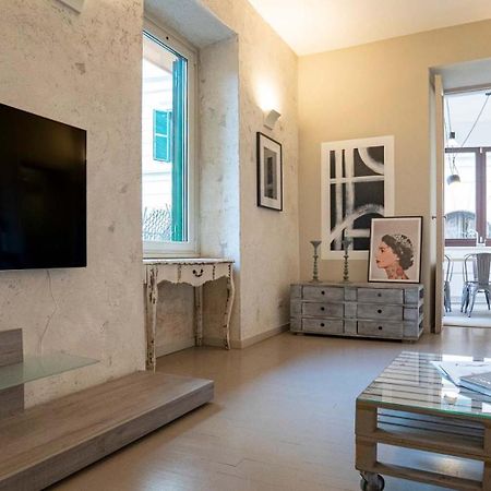 Cozy Nest With Terrace In Trastevere Rzym Zewnętrze zdjęcie