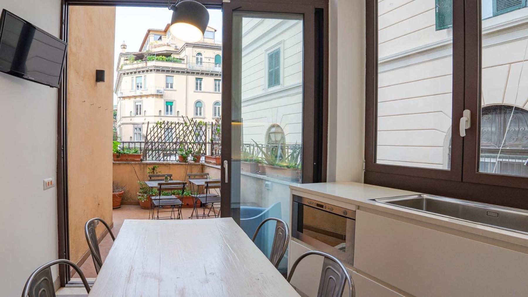 Cozy Nest With Terrace In Trastevere Rzym Zewnętrze zdjęcie
